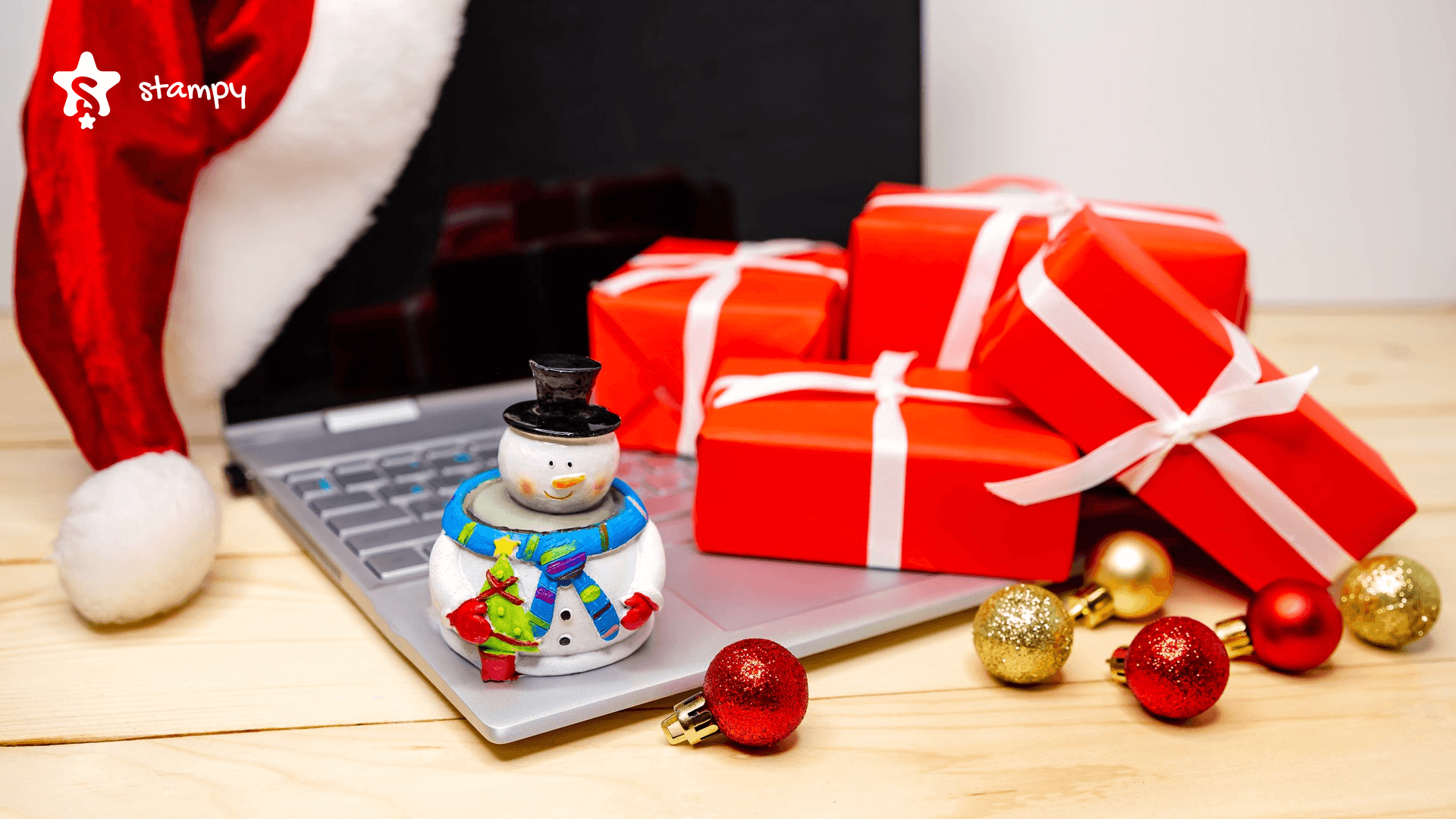 10 Holiday Loyalty Campaign Ideas to Bring Customers Back