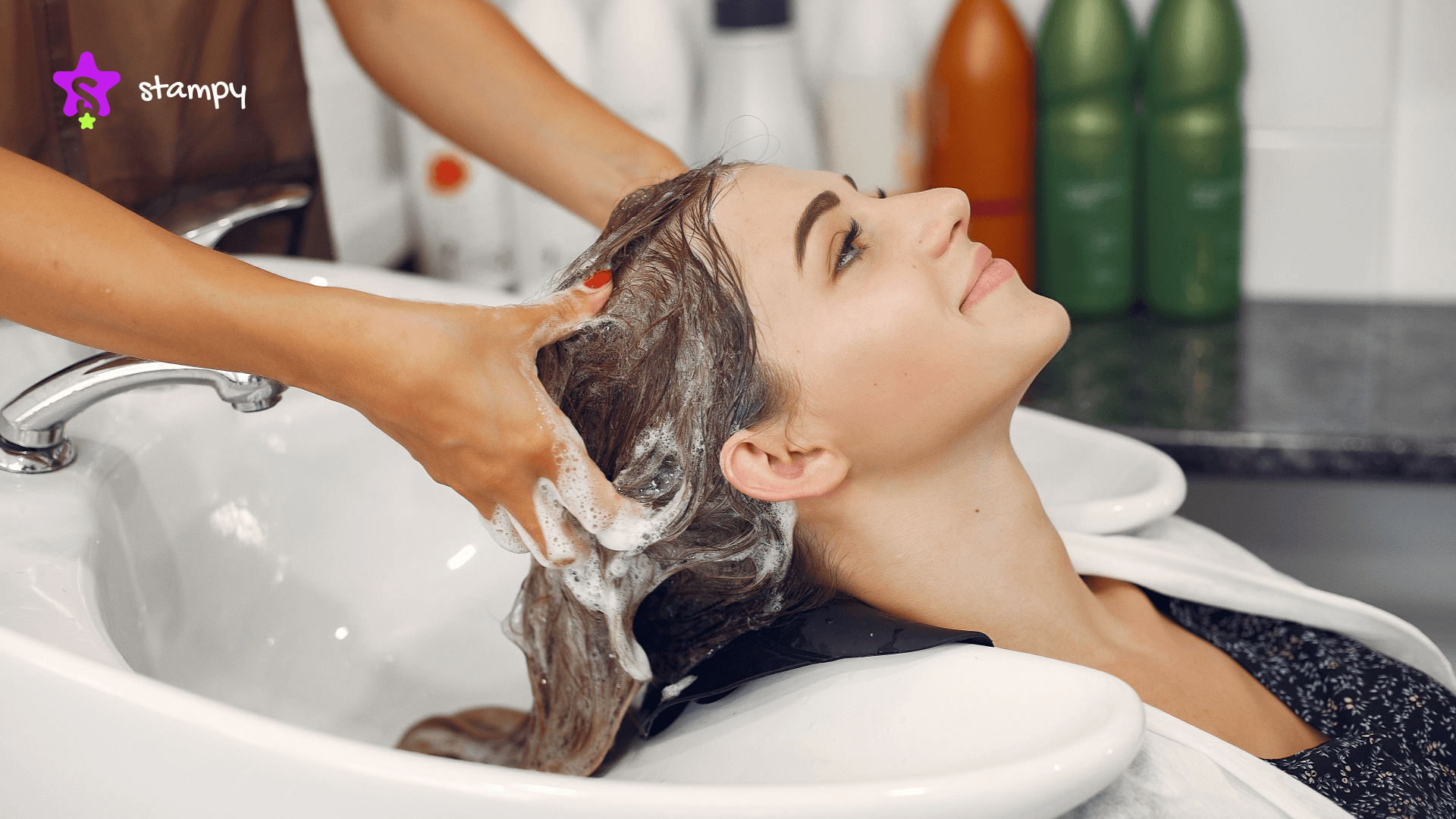 Digital vs Traditional Loyalty Programs for Salons: What Should You Choose?